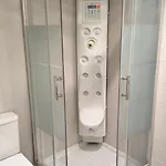 아파트 Jacarandas Penthouse With Stunning Views & Private Rooftop 베나하비스