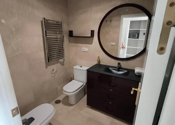 Jacarandas Penthouse With Stunning Views & Private Rooftop ベナアビス
