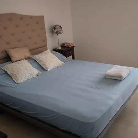 Apartment Las Jacarandas Penthouse With Stunning Views & Private Rooftop *